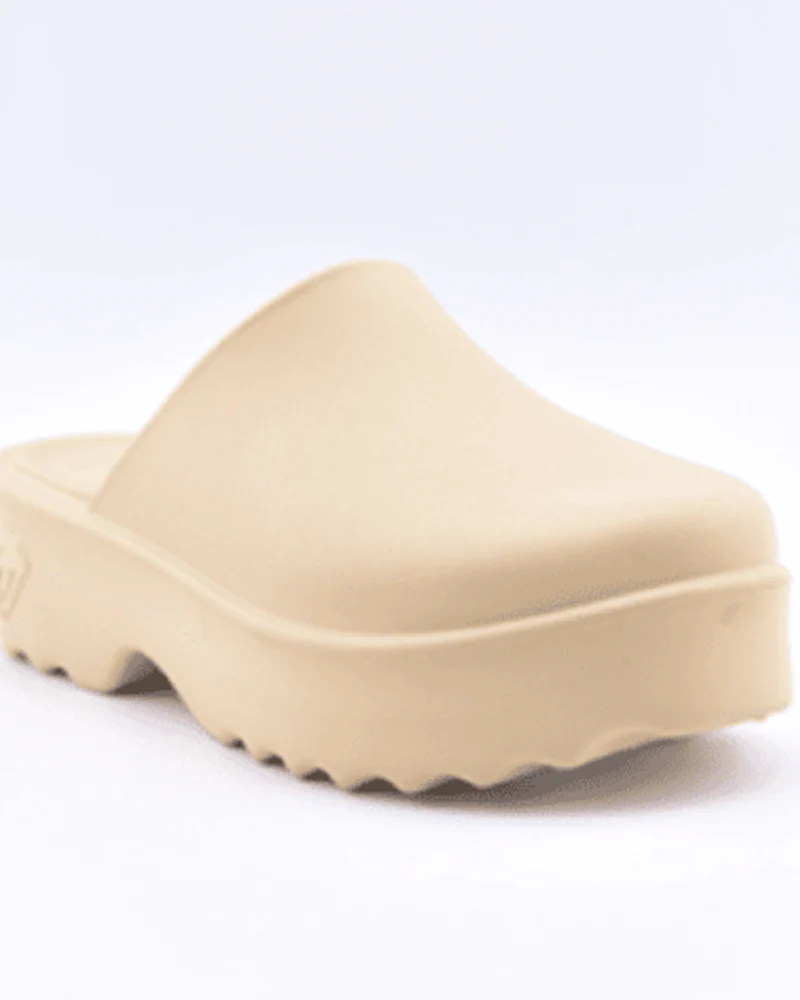 Maddy Clog - Image 2