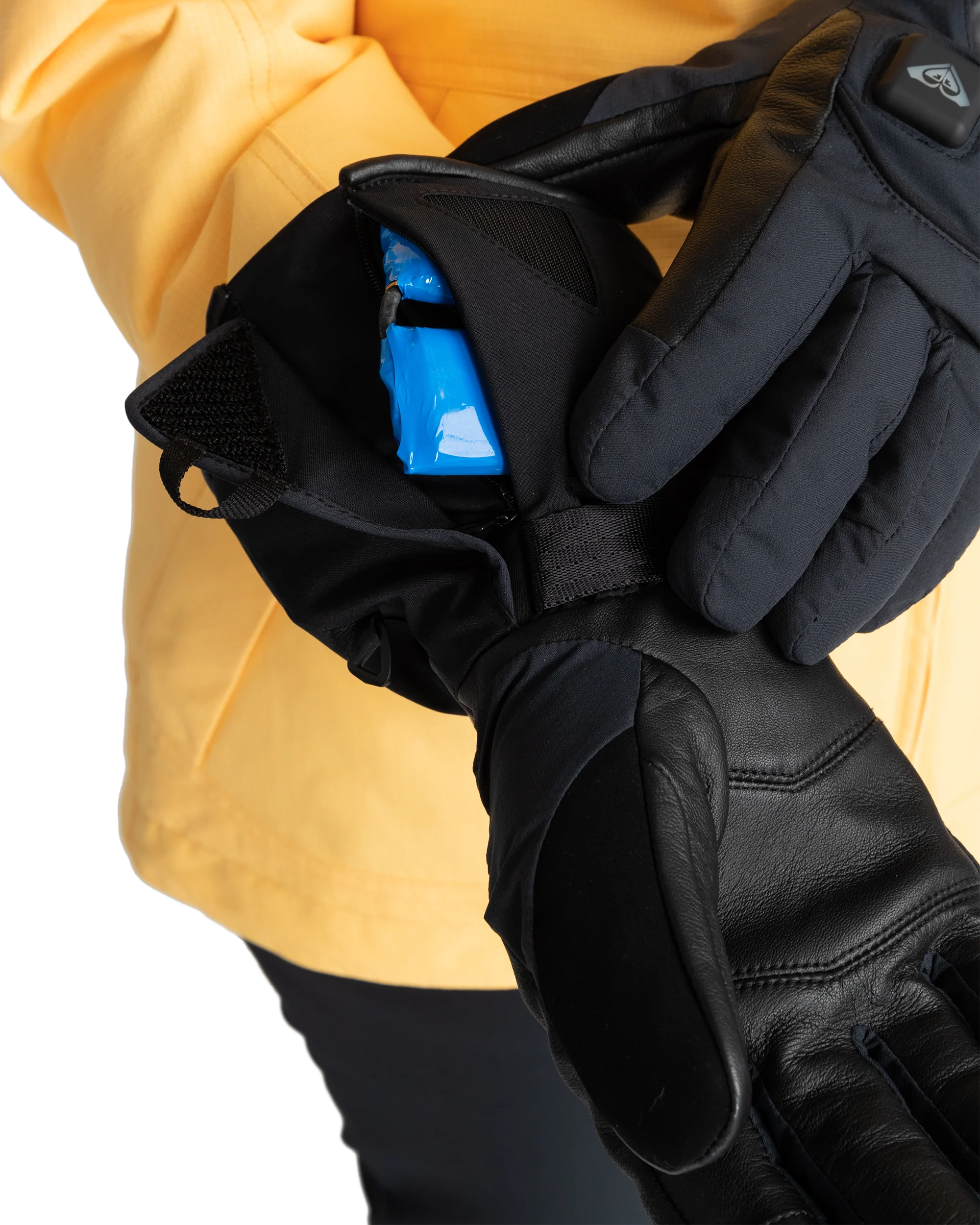 Sierra Warmlink Gloves - Image 3