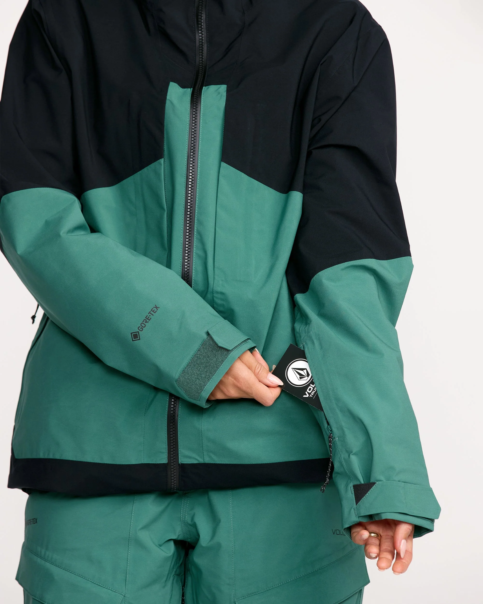 Women's At Stretch Gore-Tex Jacket - Image 5
