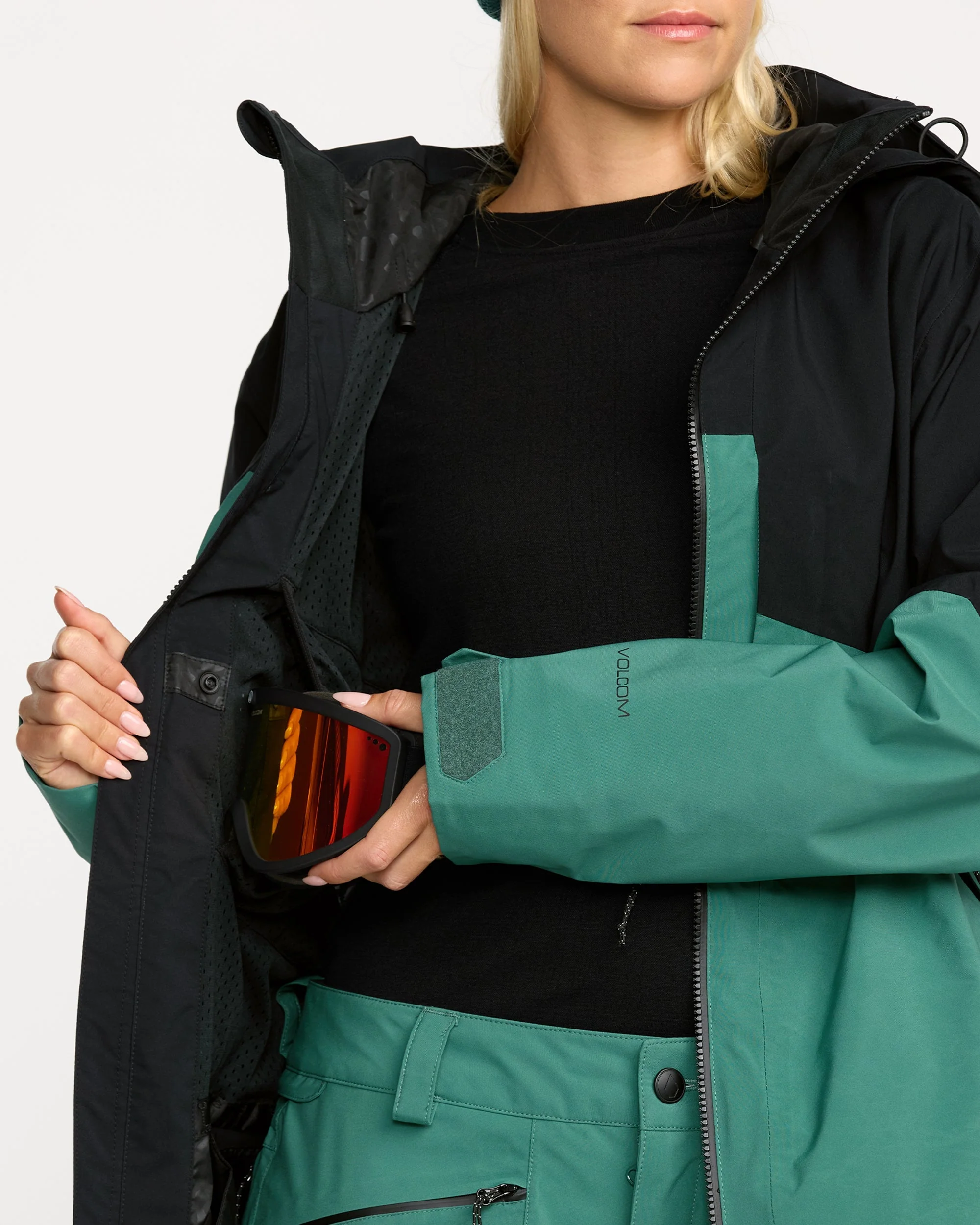 Women's At Stretch Gore-Tex Jacket - Image 6