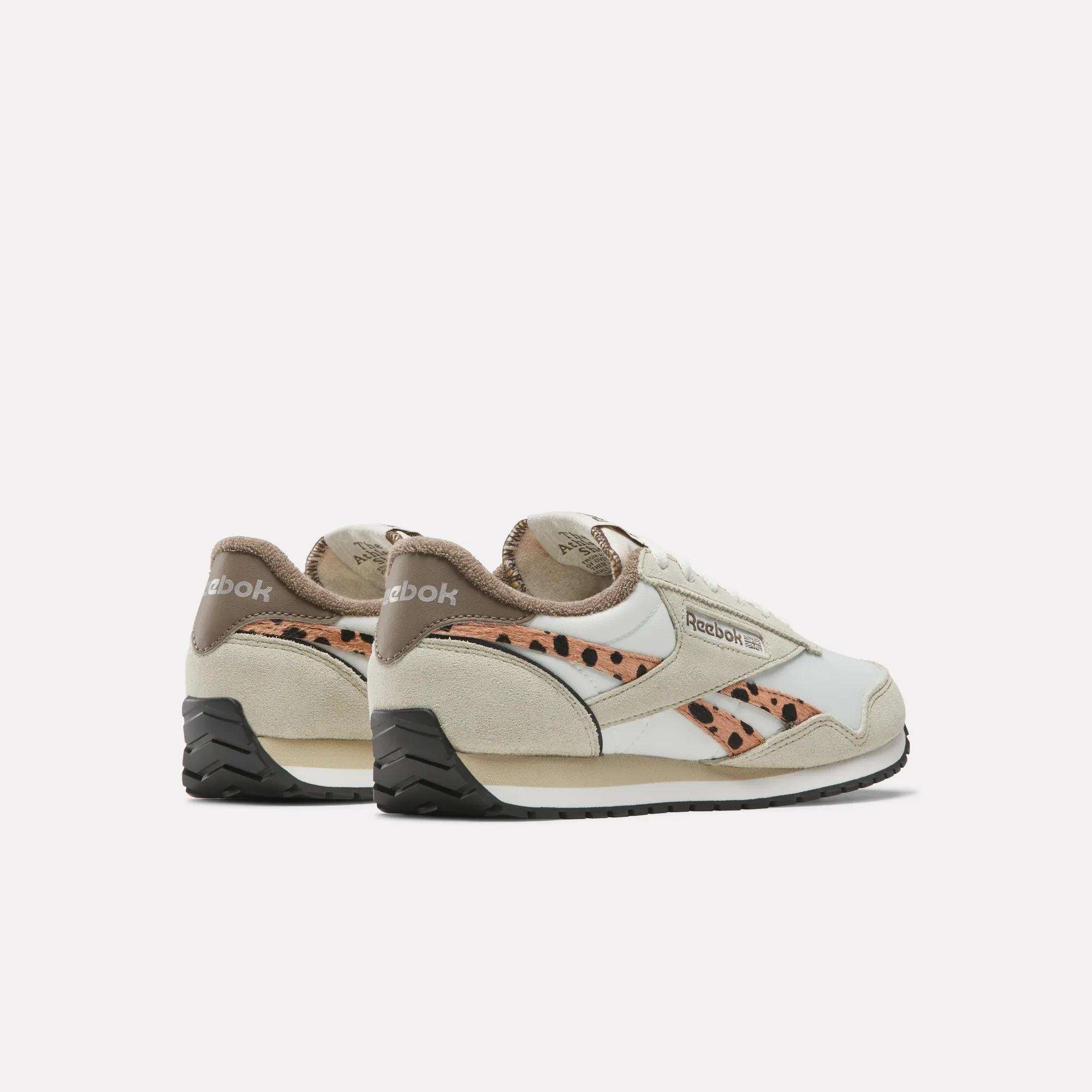 Women's Classic AZ Shoes - Image 3