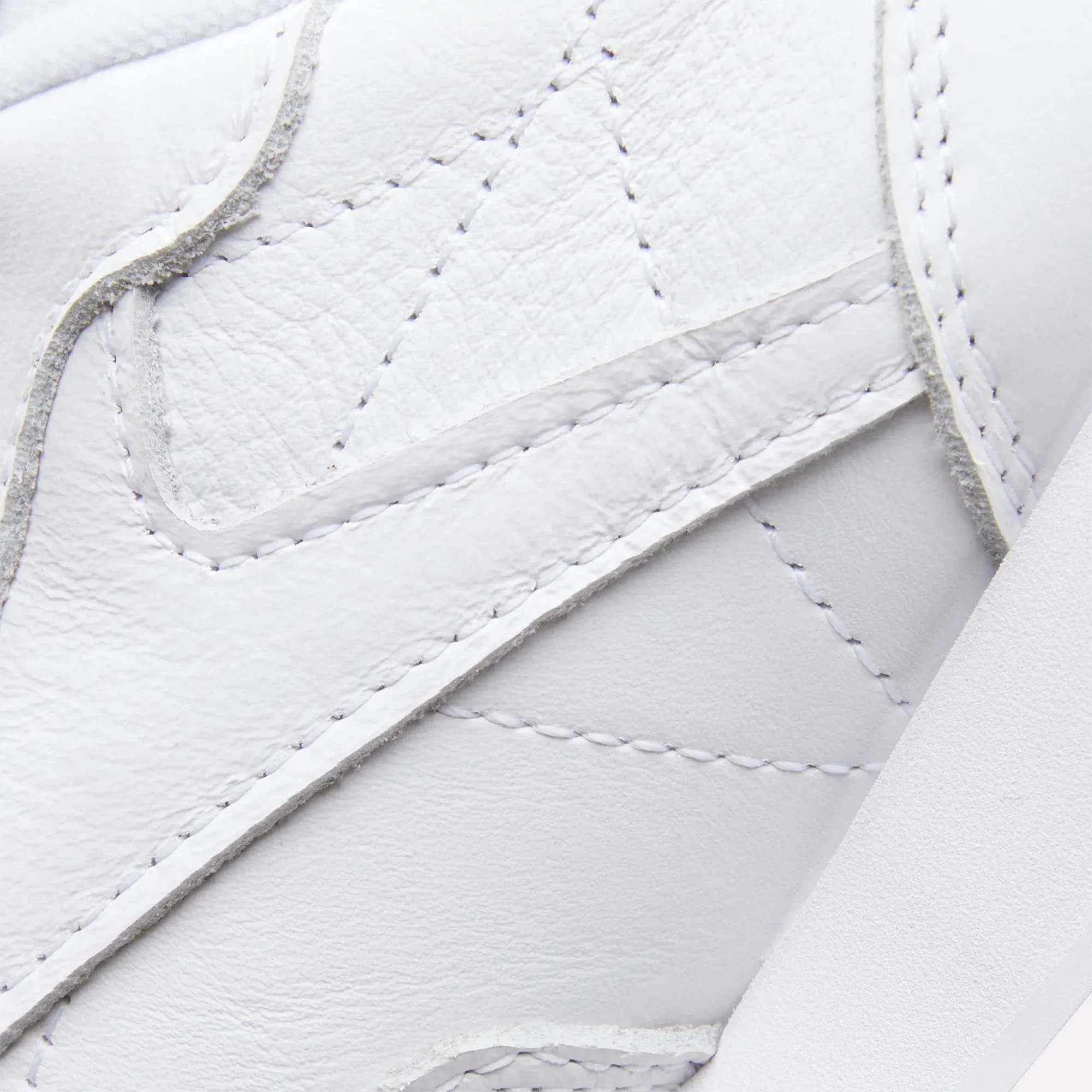 Women's Classic Leather Shoes - Image 5
