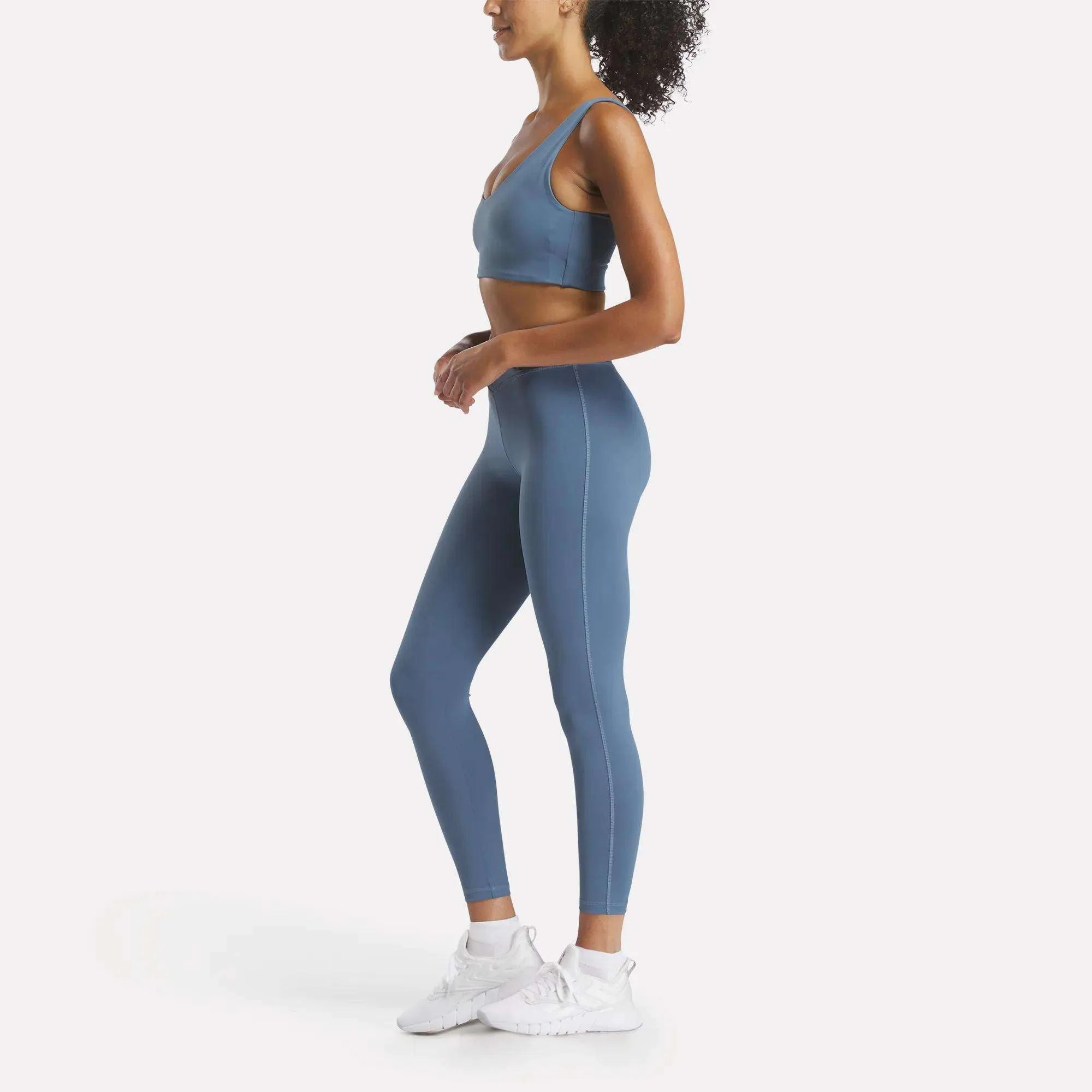 Women's Yoga V-Neck Bra - Image 3